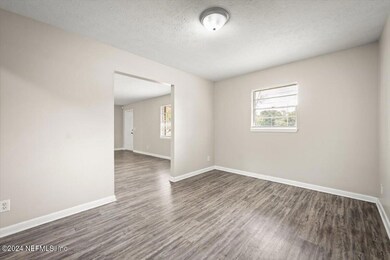 6920 Torres Dr, Jacksonville, FL 32210 - photo 7