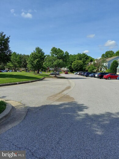 8024 Brightwood Ct, Ellicott City, MD 21043 - photo 7