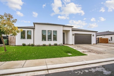 4114 Valkommen Dr, Denair, CA 95316 - photo 2