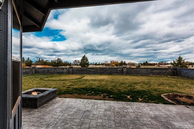 21540 Gift Rd, Bend, OR 97703 - photo 6