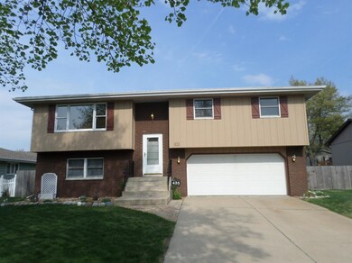 435 N Wright St, Griffith, IN 46319 - photo 2