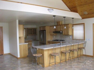 308 Adam Dr, Canyon City, OR 97820 - photo 5