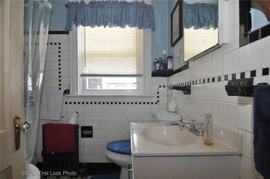 74 Pearson Ave, Pawtucket, RI 02860 - photo 6