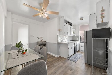 2251 Plumb 1st St unit 6H, Brooklyn, NY 11229 - photo 5