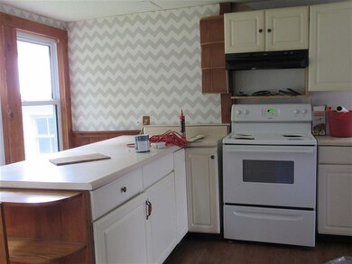 143 Clark St, Berlin, NH 03570 - photo 5