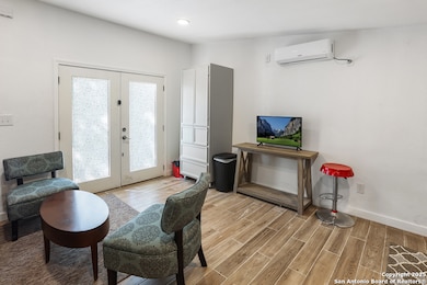 127 Loy Dr unit 2, San Antonio, TX 78228 - photo 6