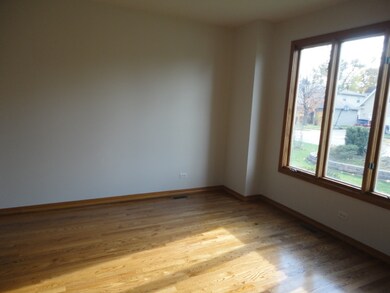 3664 Lee Ave, Gurnee, IL 60031 - photo 2