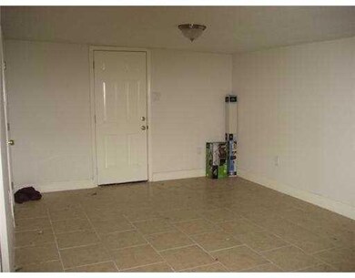 4725 Mark Twain Dr, New Orleans, LA 70126 - photo 7