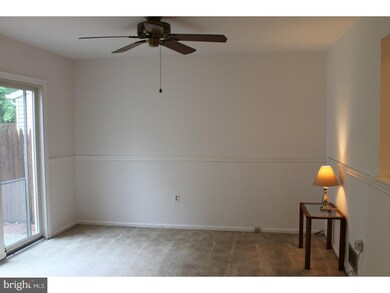 524 Barrington Ct, Sellersville, PA 18960 - photo 3