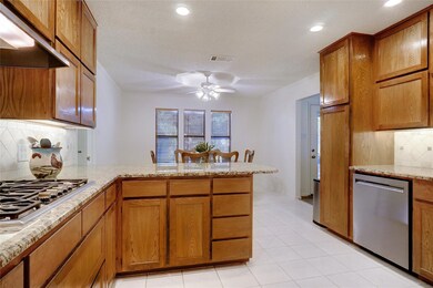 1222 Ridgewood Cir, Southlake, TX 76092 - photo 7