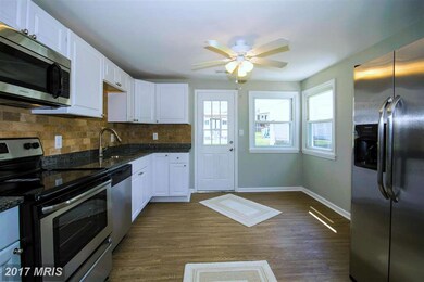 17 Right Elevator Dr, Middle River, MD 21220 - photo 5