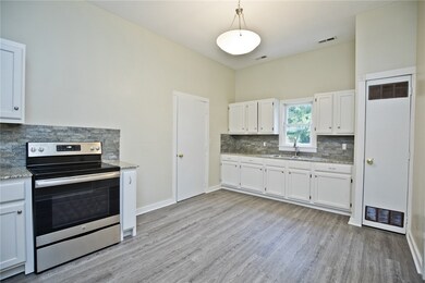 714 N 3rd St, Rogers, AR 72756 - photo 3