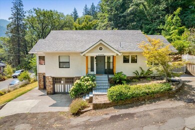 24-4400 Allen St 24