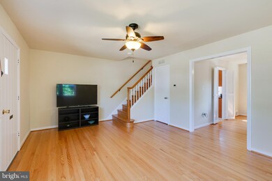 6943 Westhampton Dr, Alexandria, VA 22307 - photo 3