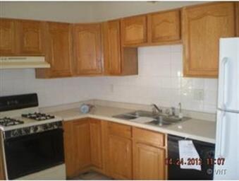 2216 Hermon Ave, Zion, IL 60099 - photo 5