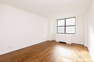 330 E 39th St unit 28A, New York, NY 10016 - photo 4