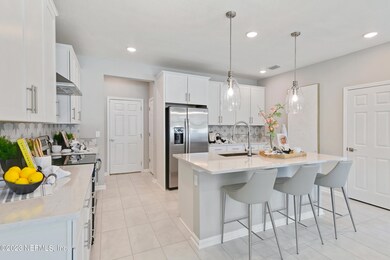 1394 High Falls Dr, Jacksonville, FL 32205 - photo 4