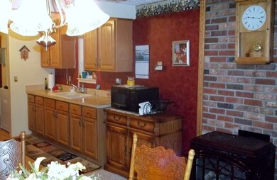 Kitchen from dining (11)