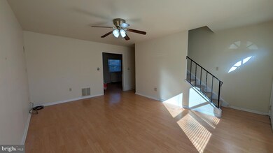 308 Spohn Rd, Reading, PA 19608 - photo 4