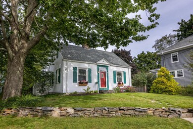 9 Charles Rd Cape Elizabeth ME-large-001