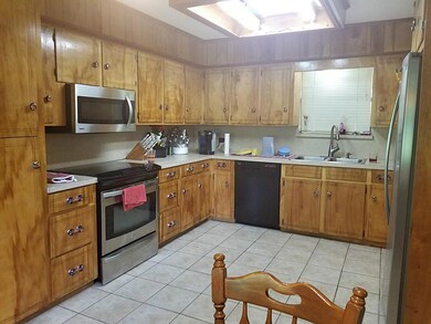 2546 County Road 155, Alvin, TX 77511 - photo 6