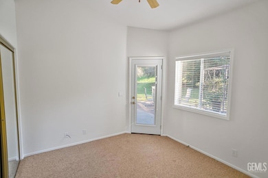 12320 Backdrop Ct, Bakersfield, CA 93306 - photo 4
