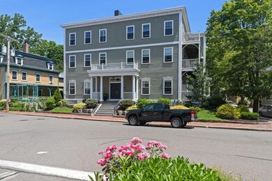 98 Washington Square E unit 7, Salem, MA 01970 - photo 4