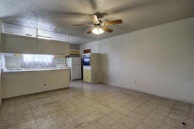 4433 W Verde Ln, Phoenix, AZ 85031 - photo 5