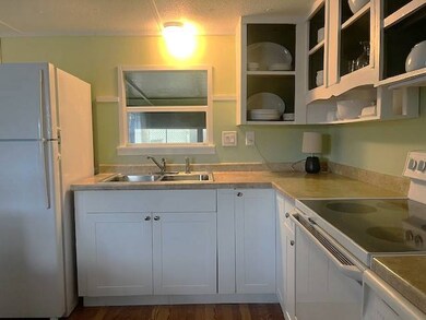 900 Aqua Isles Blvd unit B16, La Belle, FL 33935 - photo 5