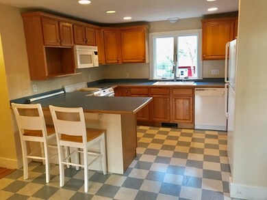 656 Dedham St unit 2, Wrentham, MA 02093 - photo 4