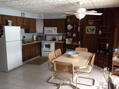 Pole 111 Lakeside Dr, Harveys Lake, PA 18618 - photo 2