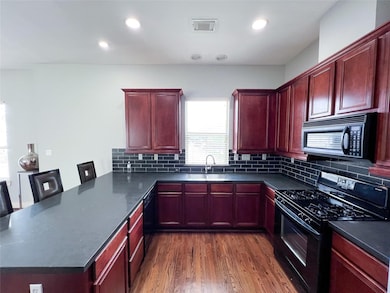 926 Lester St, Houston, TX 77007 - photo 4