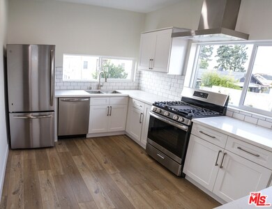 4632 W 18th St unit 1/2, Los Angeles, CA 90019 - photo 5