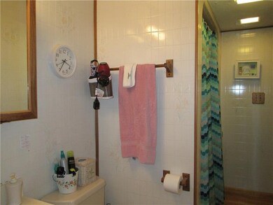 Main floor bath with tub/shower combo.