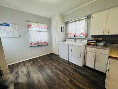 118 W Walnut St, Cardington, OH 43315 - photo 5