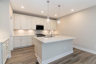 WDRA-0032D-00 Waverly II A-7-kitchen