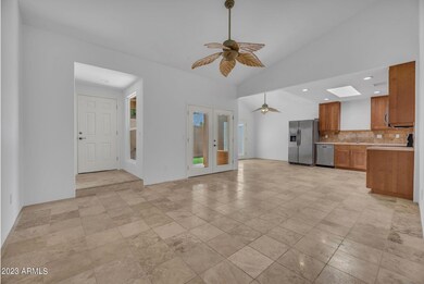 4-web-or-mls-1885 E Kirkland Ln-4