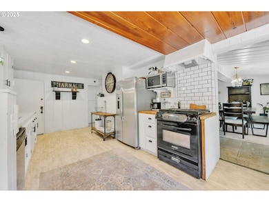 23620 State Highway 38, Elkton, OR 97436 - photo 5