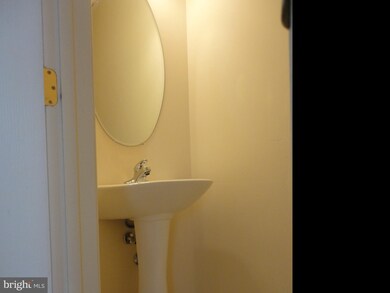 115 Chevy Chase St, Gaithersburg, MD 20878 - photo 7