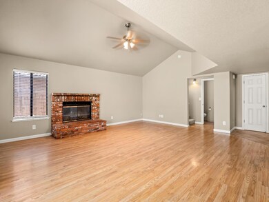 461 E Alluvial Ave unit 105, Fresno, CA 93720 - photo 5