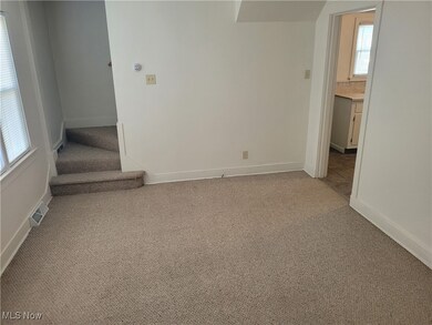 418 W Wilson St, Struthers, OH 44471 - photo 5