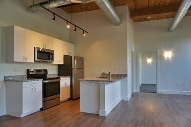 60 E Water St unit 2013, North Andover, MA 01845 - photo 3