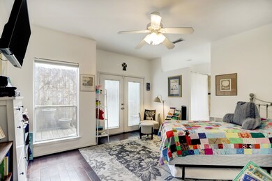 735 Arlington St unit 4, Houston, TX 77007 - photo 6