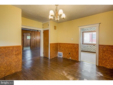 122 Jackson Ave, Magnolia, NJ 08049 - photo 5