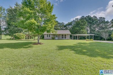 This home sits back away from high traffic, yet wi