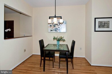 1811 Vernon St NW unit 302, Washington, DC 20009 - photo 3