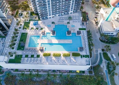 The Beach Club unit 4710, Hallandale Beach, FL 33009 - photo 4