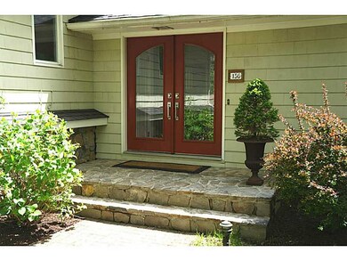 156 Gilbert Stuart Dr, East Greenwich, RI 02818 - photo 3