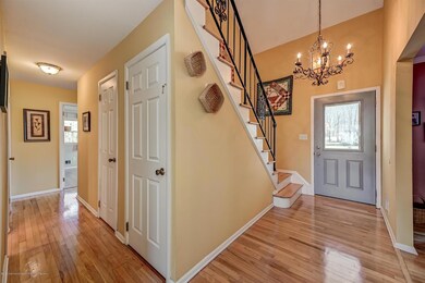 6 Eliot Ct, Morganville, NJ 07751 - photo 5