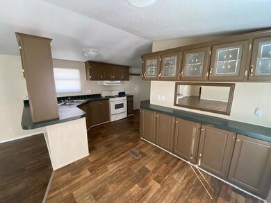 1620 E Reno Rd unit 17, Azle, TX 76020 - photo 3